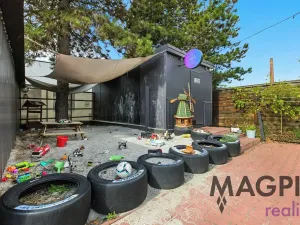 Pronájem restaurace, Praha - Uhříněves, Přátelství, 172 m2