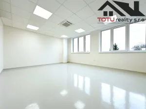 Pronájem kanceláře, Jaroměř, Jezbinská, 142 m2