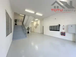 Pronájem kanceláře, Jaroměř, Jezbinská, 142 m2