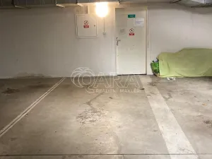 Pronájem garážového stání, Praha - Záběhlice, U Zahradního města, 13 m2