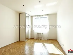 Pronájem bytu 2+1, Praha - Košíře, náměstí Josefa Machka, 54 m2