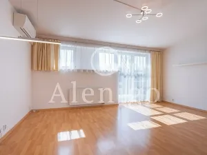 Prodej bytu 3+kk, Horoměřice, Komenského, 72 m2