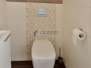 Pronájem bytu 4+kk, Praha, Ke Stírce, 99 m2