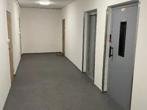 Pronájem bytu 1+kk, Pardubice, Trnovská, 36 m2