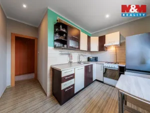 Prodej bytu 3+1, Habartov, Karla Čapka, 56 m2