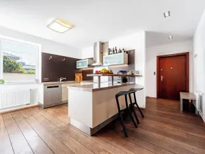 Prodej bytu 5+kk, Praha - Vysočany, Nepilova, 157 m2