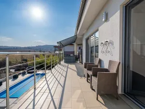 Prodej rodinného domu, Králův Dvůr, Na Vinohradech, 140 m2