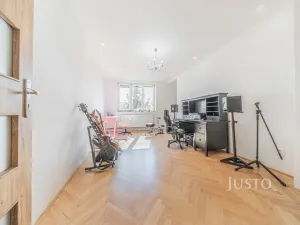 Prodej bytu 3+1, Praha - Žižkov, Biskupcova, 88 m2