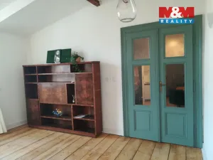 Pronájem bytu 2+kk, Praha, Janáčkovo nábřeží, 40 m2