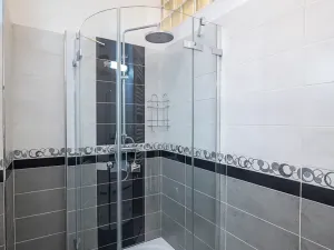 Prodej bytu 2+kk, Praha - Nové Město, Novomlýnská, 65 m2