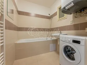 Pronájem bytu 2+kk, Praha - Vršovice, Ukrajinská, 52 m2