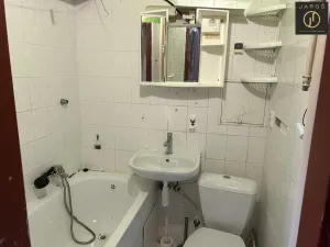 Prodej bytu 2+1, Stochov, J. A. Komenského, 43 m2