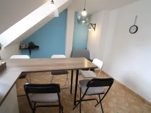 Prodej bytu 2+1, Karlovy Vary, Kolmá, 97 m2