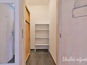 Pronájem bytu 2+kk, Brno, Listnatá, 47 m2