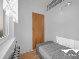 Prodej bytu 1+kk, Praha - Modřany, Nikoly Vapcarova, 32 m2