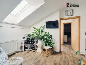 Prodej bytu 3+1, Kladno - Kročehlavy, Jaroslava Holečka, 65 m2