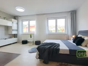 Pronájem bytu 1+kk, Brno, Keřová, 38 m2