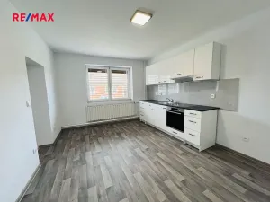 Pronájem bytu 2+1, Bzenec, Veselská, 75 m2