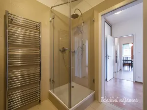 Pronájem bytu 3+kk, Praha - Jinonice, Břežánecká, 68 m2