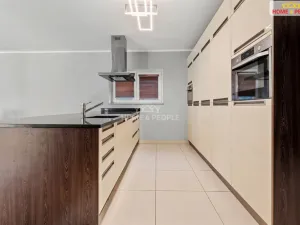 Prodej rodinného domu, Praha - Točná, Na Stráňkách, 395 m2