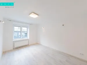 Prodej bytu 2+1, Olomouc - Nové Sady, Za poštou, 55 m2