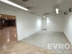 Pronájem obchodního prostoru, Vrchlabí, Krkonošská, 132 m2