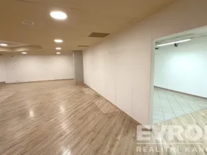Pronájem obchodního prostoru, Vrchlabí, Krkonošská, 132 m2