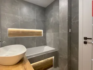 Pronájem bytu 2+kk, Ostrava, Maďarská, 54 m2