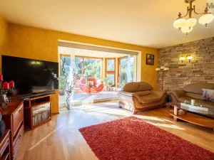 Prodej rodinného domu, Lužice, 372 m2