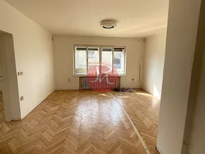 Pronájem obchodního prostoru, Ostrava - Svinov, Sabinova, 425 m2