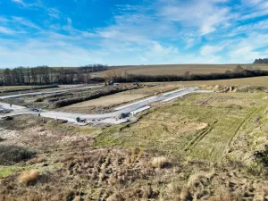 Prodej pozemku pro bydlení, Komárov, 738 m2