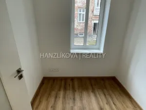 Pronájem bytu 2+kk, České Budějovice - České Budějovice 3, Nová, 37 m2