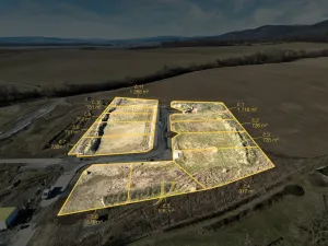 Prodej pozemku pro bydlení, Komárov, 752 m2