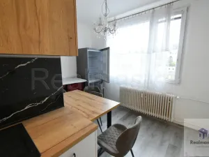 Pronájem bytu 2+1, Ústí nad Labem - Neštěmice, Opletalova, 63 m2