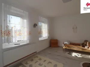 Prodej bytu 3+1, Dalovice, Dolní, 97 m2