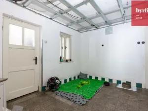 Prodej rodinného domu, Spálov, 250 m2