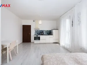 Pronájem bytu 1+kk, Praha - Stodůlky, Svitákova, 32 m2