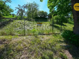 Prodej zahrady, Znojmo, 819 m2