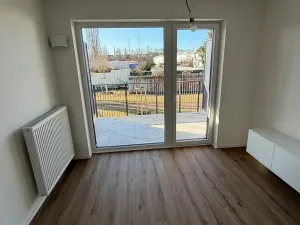 Pronájem bytu 1+kk, Kladno, Ke křížku, 25 m2