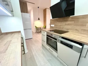 Pronájem bytu 3+1, Praha - Vinohrady, Vinohradská, 85 m2