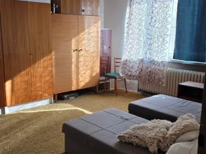 Prodej obchodního prostoru, Staré Město, Na Baštici, 240 m2