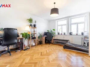 Prodej bytu 3+kk, Karlovy Vary, Bulharská, 94 m2