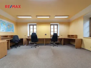 Prodej komerční nemovitosti, Šumperk, nám. Míru, 200 m2