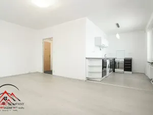 Pronájem bytu 2+kk, Krnov, SPC F, 61 m2