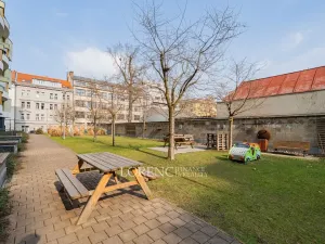 Pronájem bytu 2+kk, Praha - Libeň, Ocelářská, 65 m2