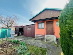 Pronájem zahrady, Lovosice, 415 m2