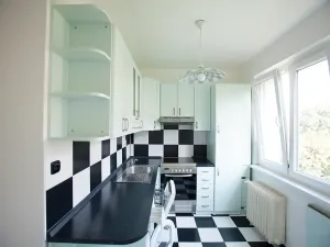 Prodej bytu 2+1, Praha, K lučinám, 54 m2