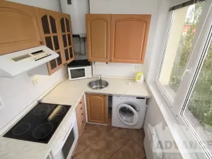 Pronájem bytu 2+1, Milovice, Spojovací, 42 m2