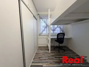 Pronájem bytu 1+1, Hrušovany u Brna, Žižkova, 31 m2