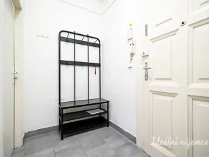 Pronájem bytu 2+kk, Praha - Smíchov, Svornosti, 47 m2